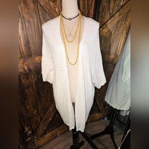 EUC Wonderly Cocoon Cardigan. Ivory. Size M